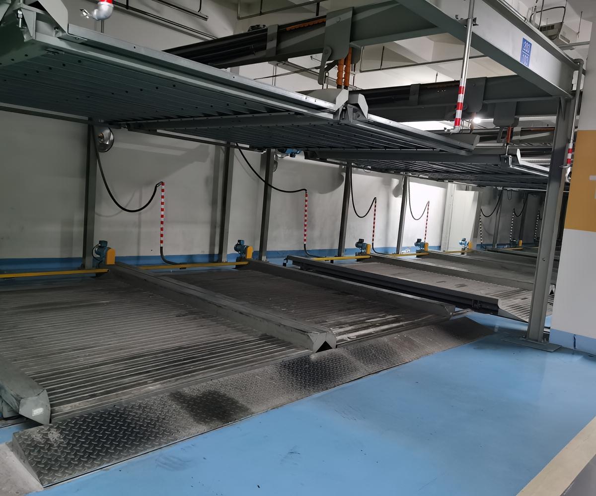 立体车库简易升降二层机械式停车位：高效利用空间，经济实用的停车解决方案